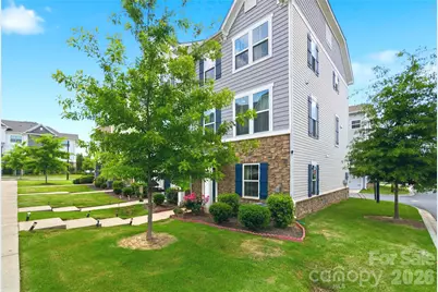9116 Mallard Mills Drive, Charlotte, NC 28262 - Photo 2