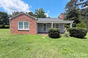206 Lilly St, Cherryville, NC 28021 - Photo 14