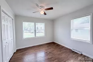 206 Lilly St, Cherryville, NC 28021 - Photo 4