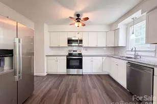 206 Lilly St, Cherryville, NC 28021 - Photo 8