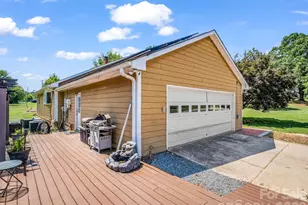 202 Sunset Memorial Rd, Forest City, NC 28043 - Photo 4
