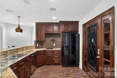 2132 Foxcroft Woods Lane, Charlotte, NC 28211 - Photo 36
