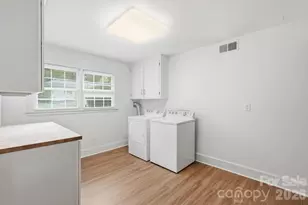 926 Shady Bluff Dr, Charlotte, NC 28211 - Photo 22