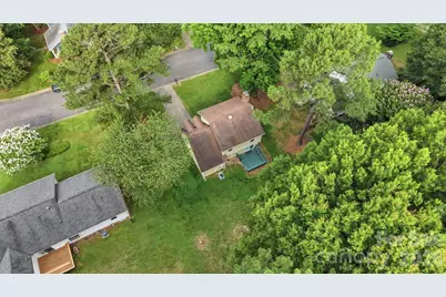 618 Tryon Place, Gastonia, NC 28054 - Photo 2
