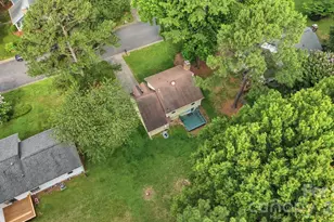 618 Tryon Pl, Gastonia, NC 28054 - Photo 2