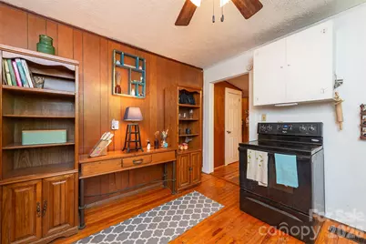 14 Border Street, Black Mountain, NC 28711 - Photo 16