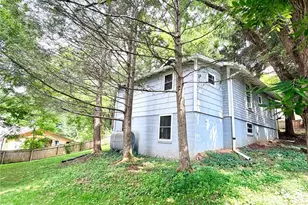 14 Border St, Black Mountain, NC 28711 - Photo 8