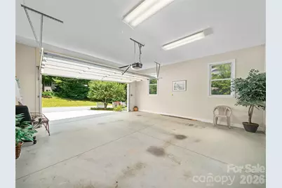 67 Ashefield Court, Hendersonville, NC 28791 - Photo 28