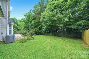 8505 Delamere Ln, Charlotte, NC 28269 - Photo 34