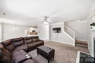 8505 Delamere Ln, Charlotte, NC 28269 - Photo 16