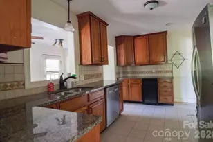 1809 Manteo St, Fayetteville, NC 28303 - Photo 12