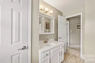 6202 Hickory Cove Ln, Charlotte, NC 28269 - Photo 28