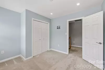 6202 Hickory Cove Lane, Charlotte, NC 28269 - Photo 32