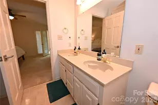 3675 Rock Bridge Dr NE, Conover, NC 28613 - Photo 18
