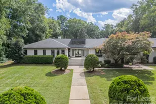 3622 Knapdale Ln, Charlotte, NC 28226 - Photo 2
