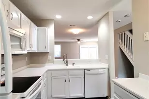 5744 Prescott Ct, Charlotte, NC 28269 - Photo 8