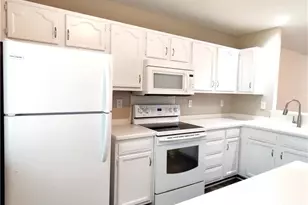 5744 Prescott Ct, Charlotte, NC 28269 - Photo 6