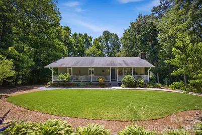 104 Oakwood Drive, Morganton, NC 28655 - Photo 2
