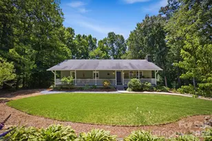 104 Oakwood Dr, Morganton, NC 28655 - Photo 2