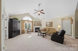 808C Wynnshire Drive, Hickory, NC 28601 - Photo 6