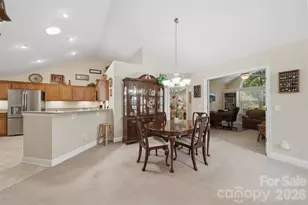 808C Wynnshire Drive, Hickory, NC 28601 - Photo 14
