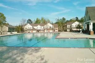 2910 Bridgeville Ln, Charlotte, NC 28262 - Photo 12