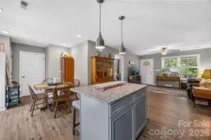 210 E 6th St, Cherryville, NC 28021 - Photo 14