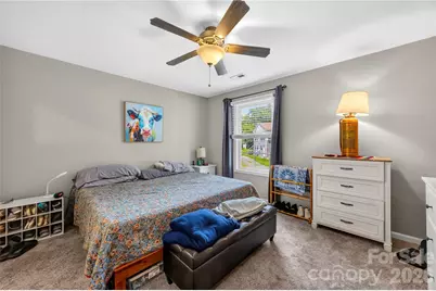 210 E 6th Street, Cherryville, NC 28021 - Photo 6