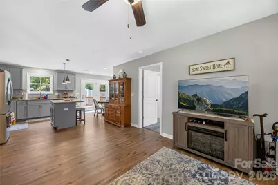 210 E 6th Street, Cherryville, NC 28021 - Photo 18