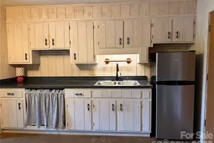 225 High Ridge Rd, Little Switzerland, NC 28749 - Photo 24