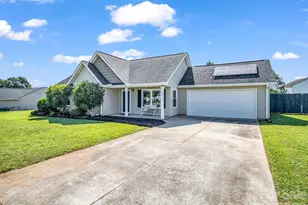 169 Oakbrook Ln, Gaffney, SC 29341 - Photo 2
