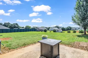 169 Oakbrook Ln, Gaffney, SC 29341 - Photo 24