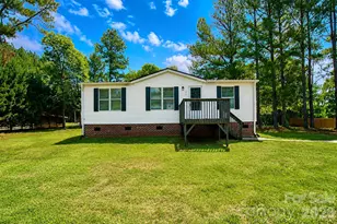 913 Grace Dr, Stanley, NC 28164 - Photo 2
