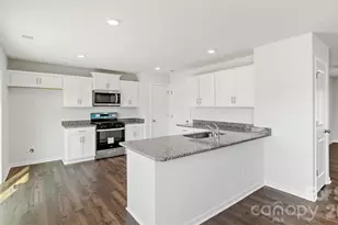 28 Katherine Emilie Dr, Hendersonville, NC 28792 - Photo 6
