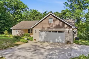 1555 Riverview Rd, Lincolnton, NC 28092 - Photo 2