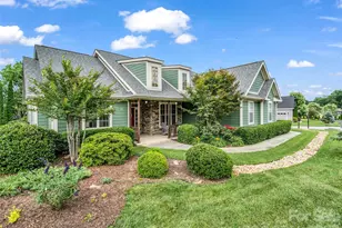 17 Black Iron Ln, Hendersonville, NC 28792 - Photo 2