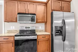 17 Black Iron Ln, Hendersonville, NC 28792 - Photo 16