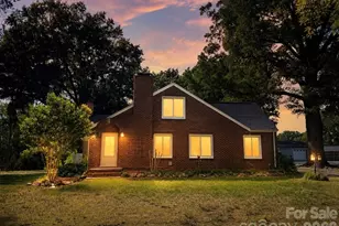 307 E 2nd St, Oakboro, NC 28129 - Photo 1