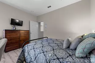 100 Vista Lake Dr, Candler, NC 28715 - Photo 22