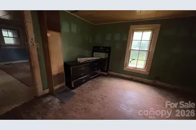 922 US 70 None W, Morganton, NC 28655 - Photo 18