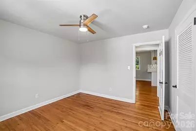 28 Ridgefield Place, Asheville, NC 28803 - Photo 12