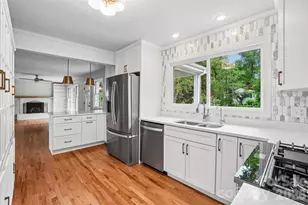 28 Ridgefield Pl, Asheville, NC 28803 - Photo 8