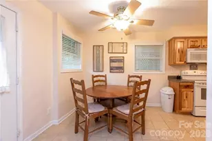 202 Village Green Rd, Blowing Rock, NC 28605 - Photo 10