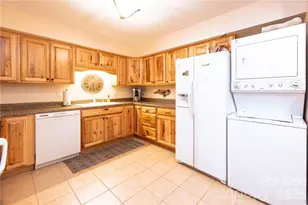 202 Village Green Rd, Blowing Rock, NC 28605 - Photo 12