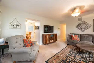 202 Village Green Rd, Blowing Rock, NC 28605 - Photo 6