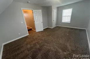 909 Rucker Cliff Dr, Charlotte, NC 28214 - Photo 14