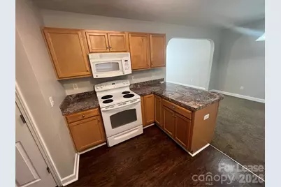 909 Rucker Cliff Drive, Charlotte, NC 28214 - Photo 6
