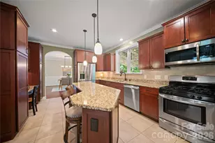 813 Beech Tree Pl, Hendersonville, NC 28792 - Photo 10