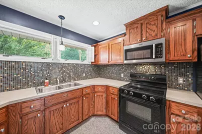 214 Walnut Avenue, Mount Holly, NC 28120 - Photo 14