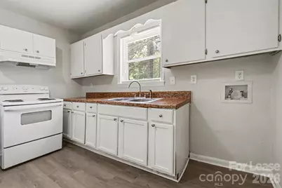 9131 Feldbank Drive, Charlotte, NC 28216 - Photo 6